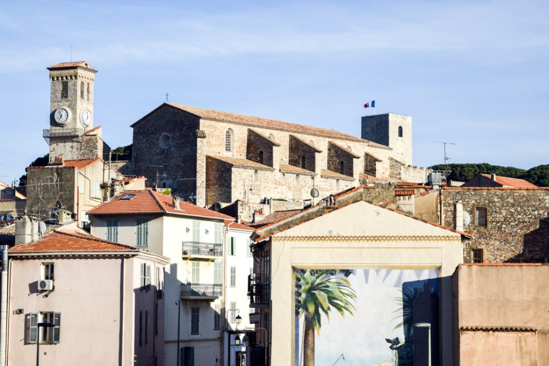 Notre Dame de l'Espérance Church, located on the hills above the Suquet neighborhood © yonder.fr
