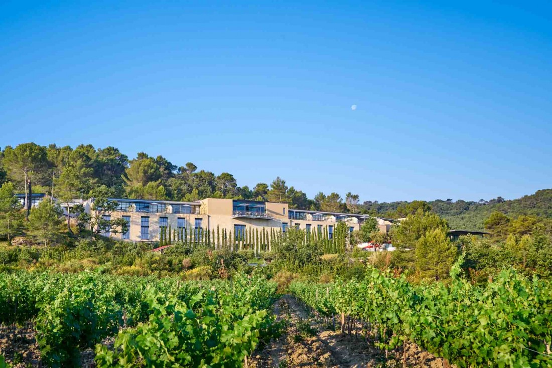 Château La Coste, surrounded by a 125-hectare vineyard cultivated using biodynamic methods © richard haughton