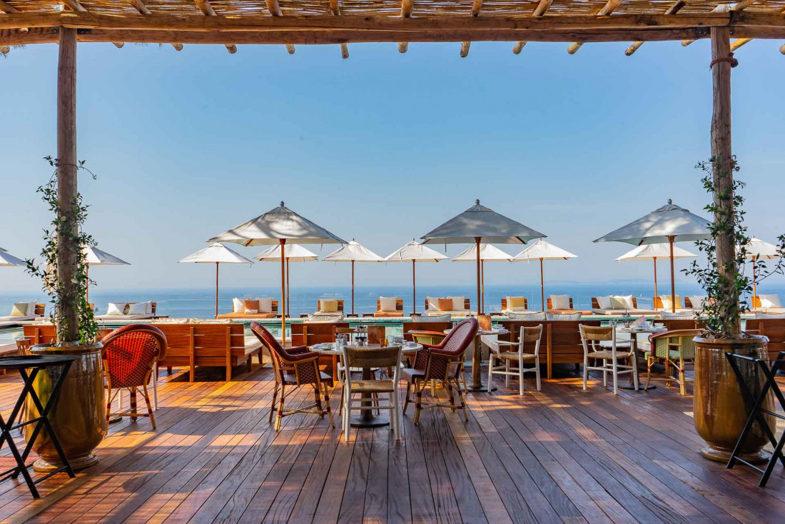 lily of the valley | terrace with a view of the Mediterranean © dr