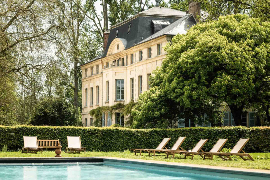Domaine de primard, a hotel for a nature weekend © benoit linero