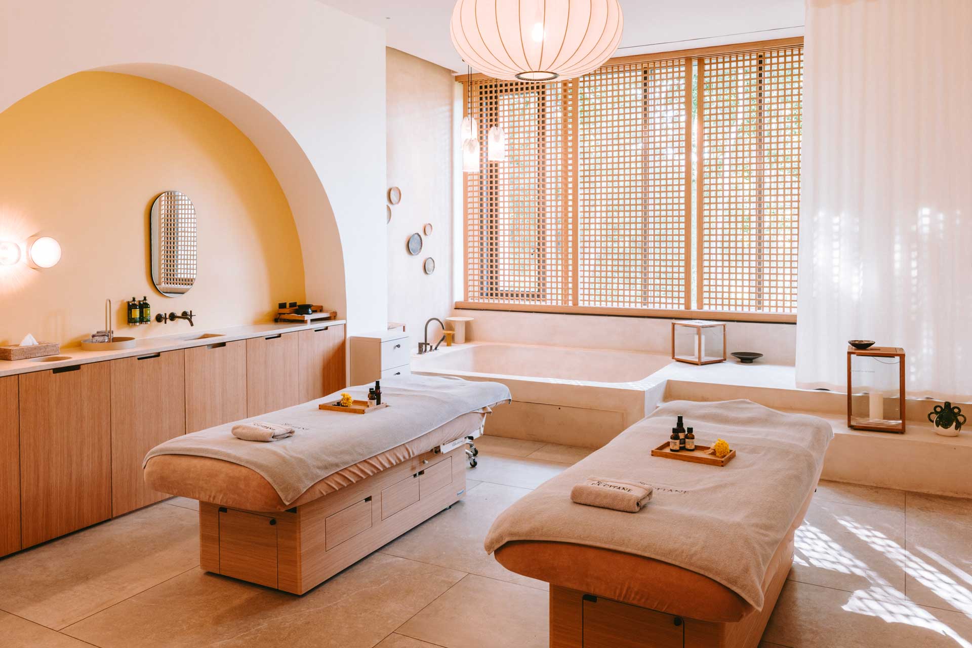 Le Couvent des Minimes, hôtel spa 5 étoiles en Provence Le Couvent des Minimes, hôtel spa 5 étoiles en Provence