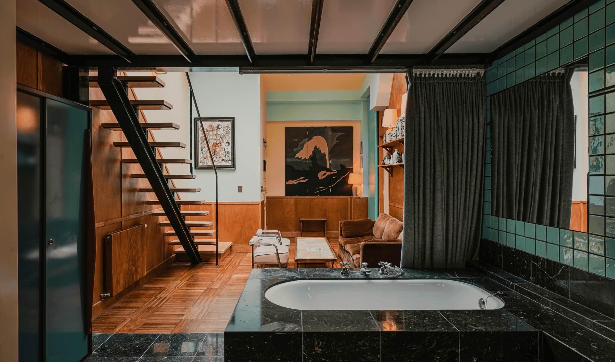 réserver une suite duplex à l'hôtel de paris 9 © hôtel amour