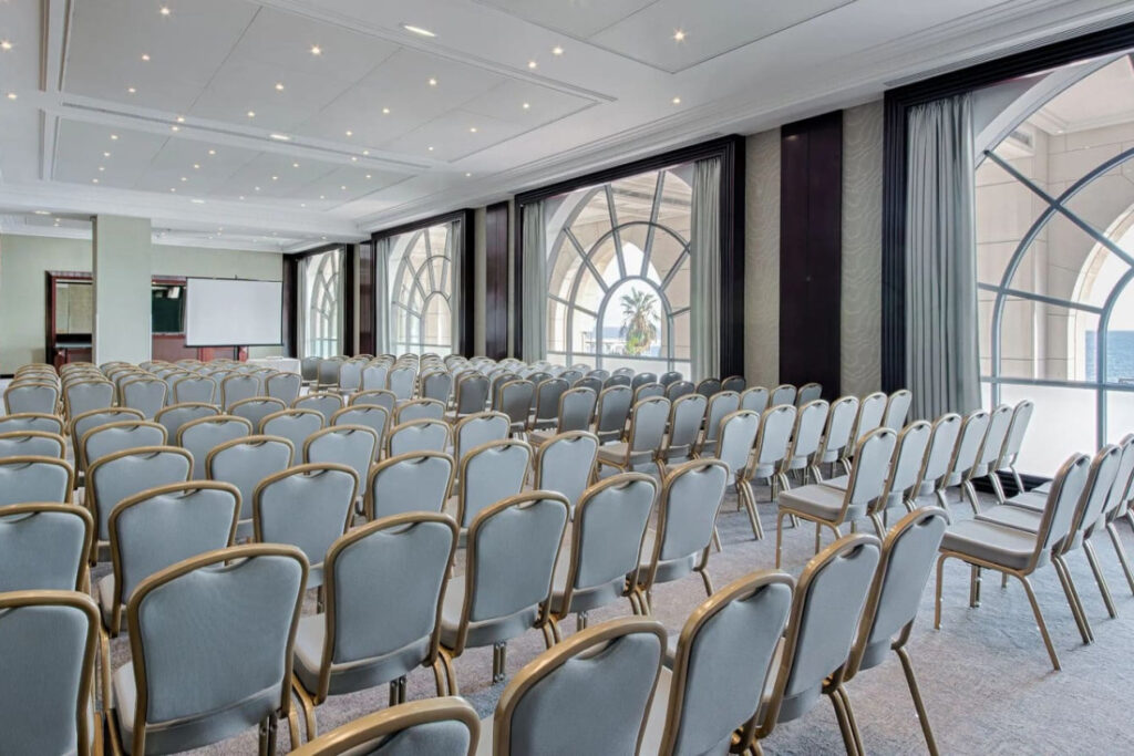 Palais de la Méditerranée, one of the best hotels for hosting a wedding © palais de la méditerranée