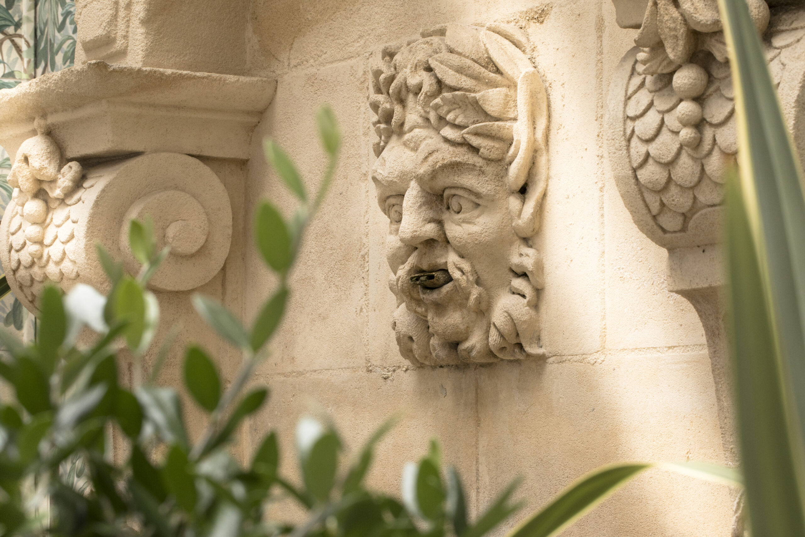 hotel castille, restaurant