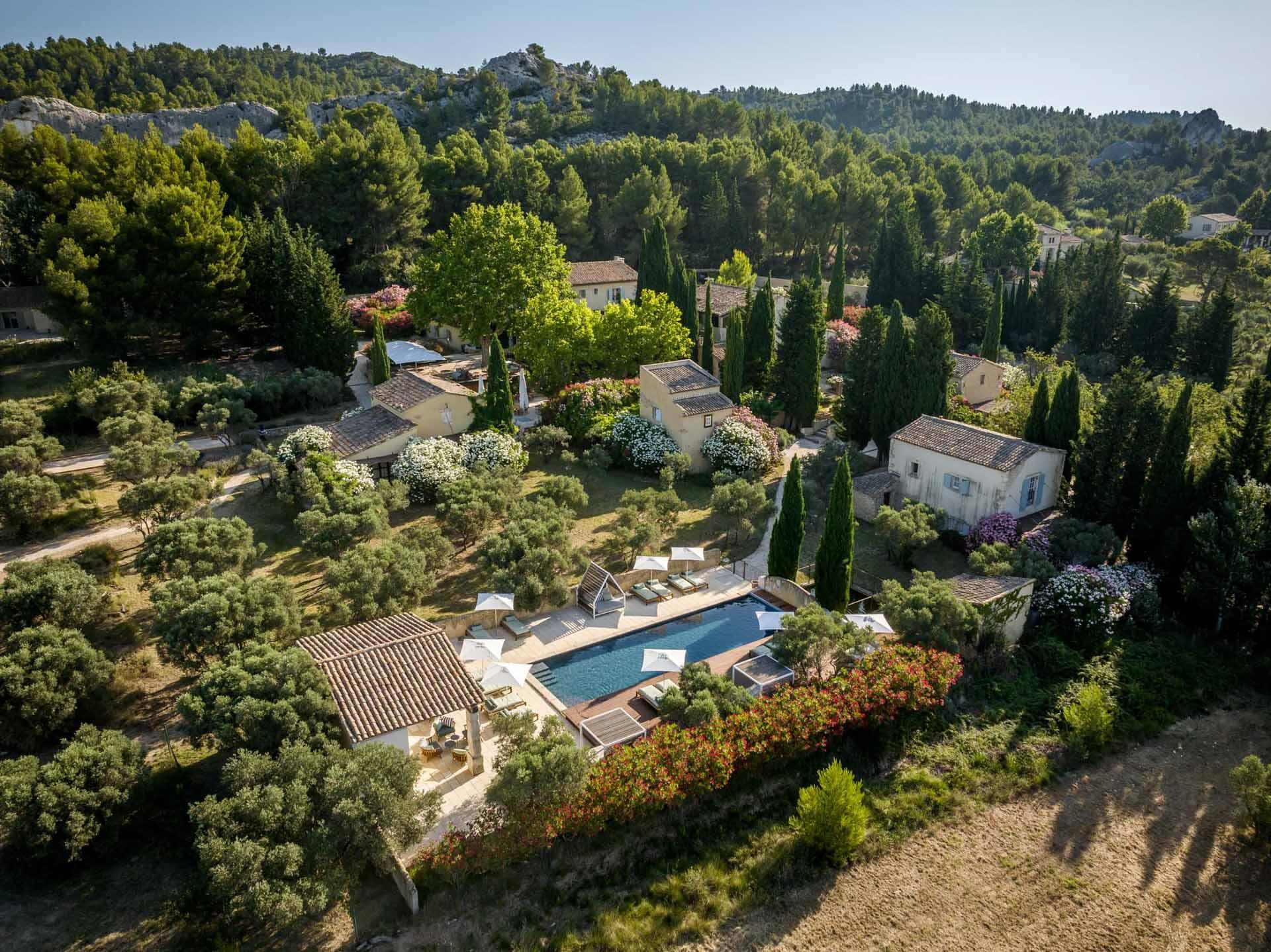 16hameau des baux ©heure bleue studio