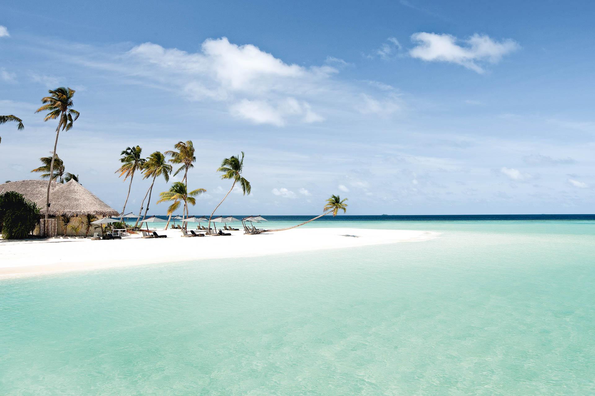 constance halaveli beach 26