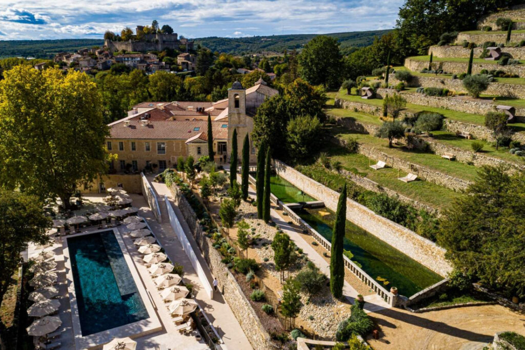 le couvent des minimes, hotel in Mane Awarded 3 Michelin Keys © dr